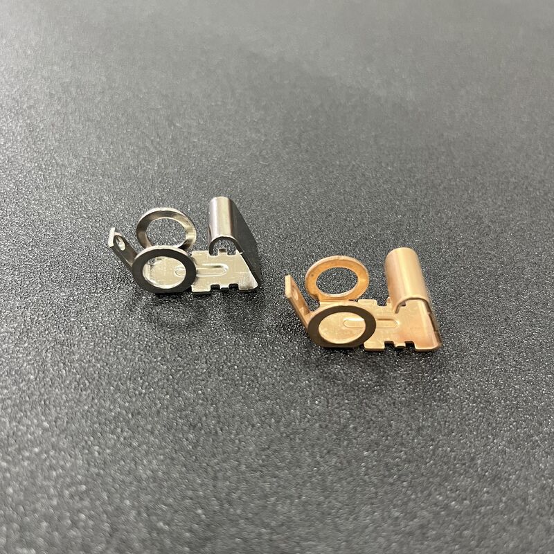 Small saddle-shaped charging electrode sheet